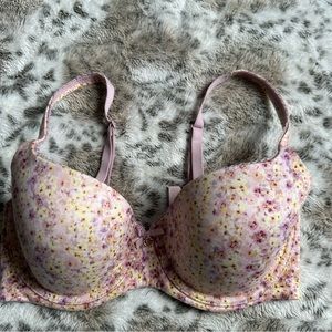 VICTORIA SECRET BODY BY VICTORIA BRA SIZE 32DD